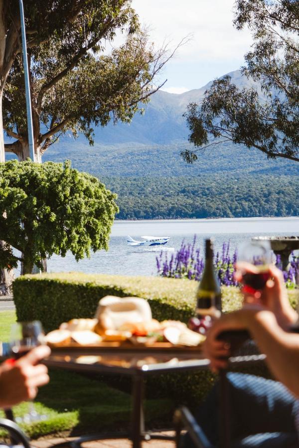 Radfords On The Lake Te Anau Exterior photo