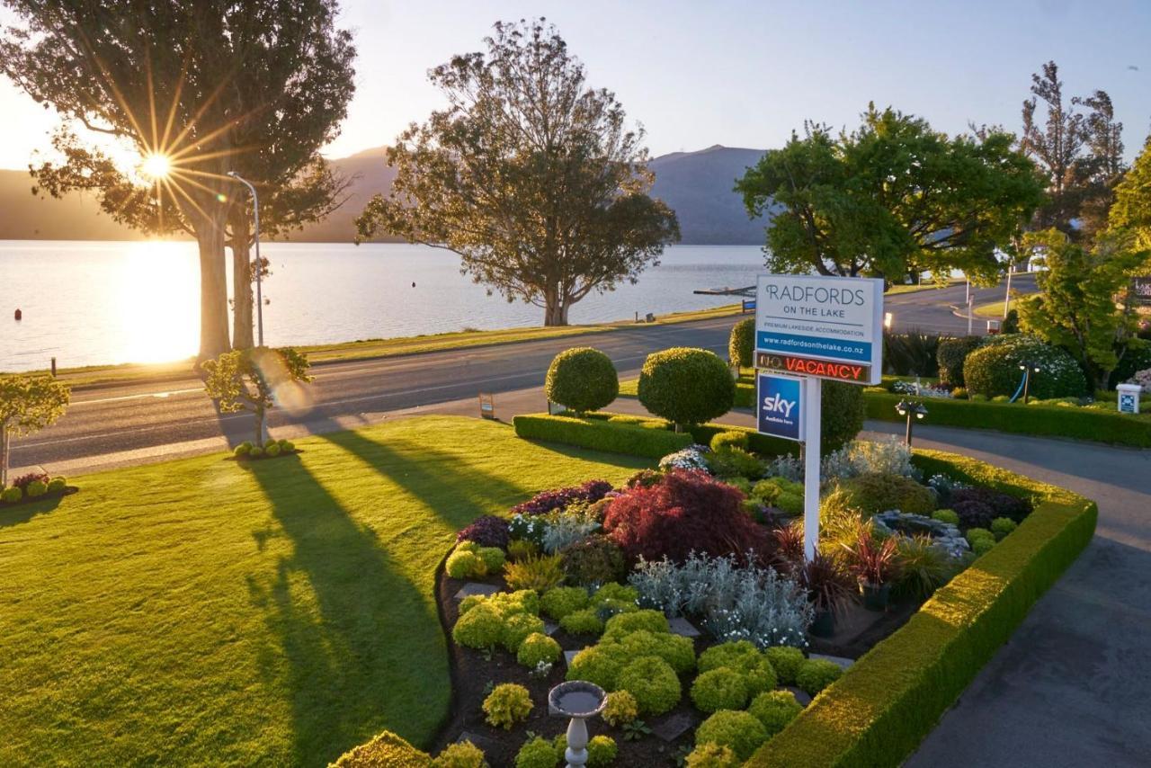 Radfords On The Lake Te Anau Exterior photo